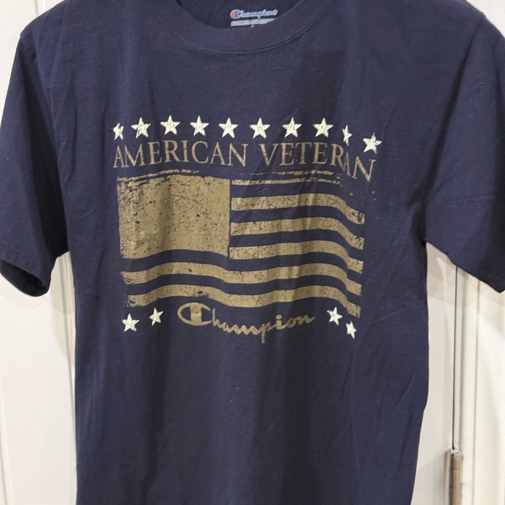 Champion American Veteran Flag T-Shirt Navy Blue Men’s Small Patriotic Tee